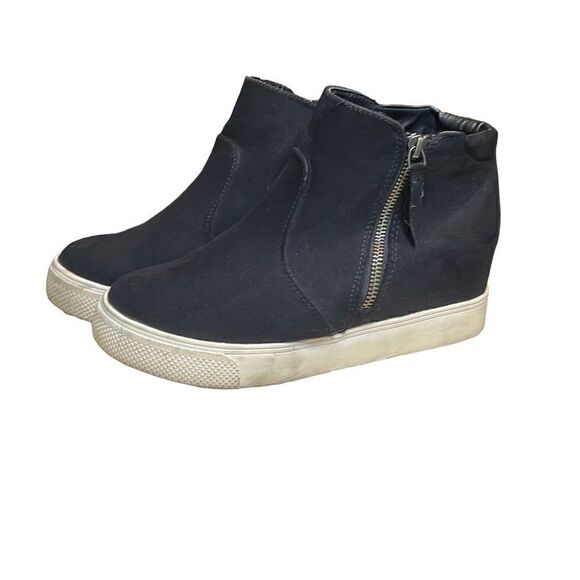 Target Black wedge sneakers  - Picture 4 of 4